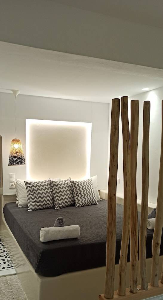 Sea View Apartments & Studios 2
