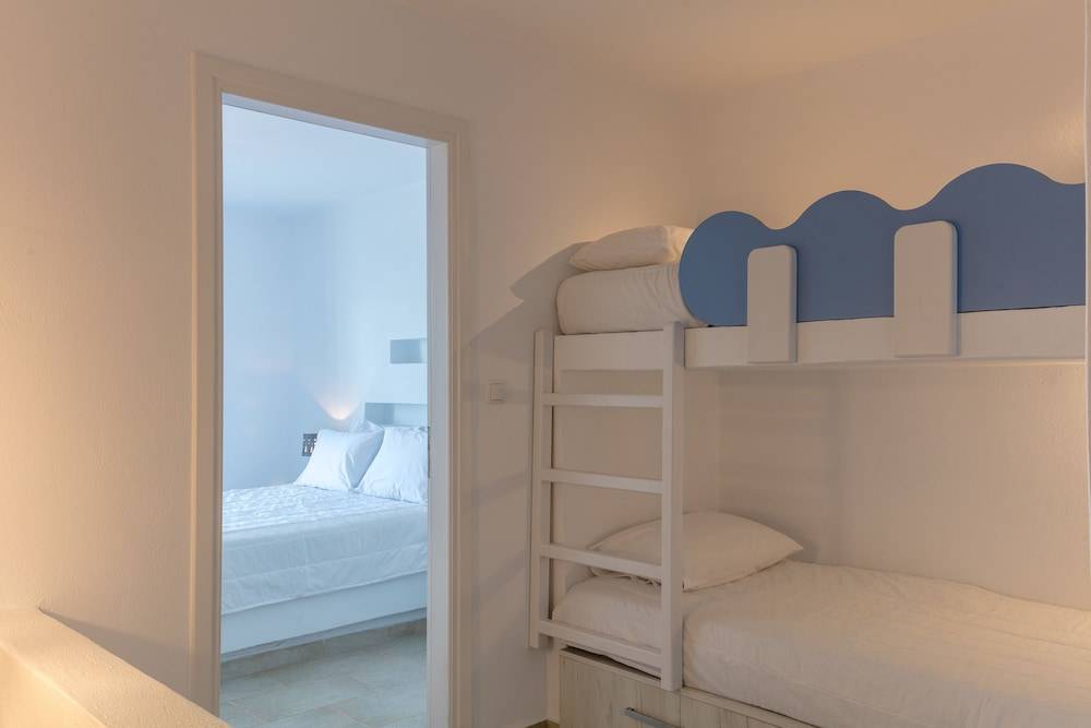 Apricot and Sea Luxury Villas 1