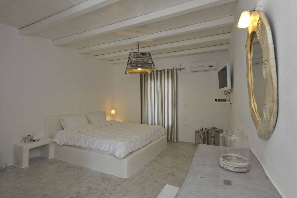 Anemoi Resort 1