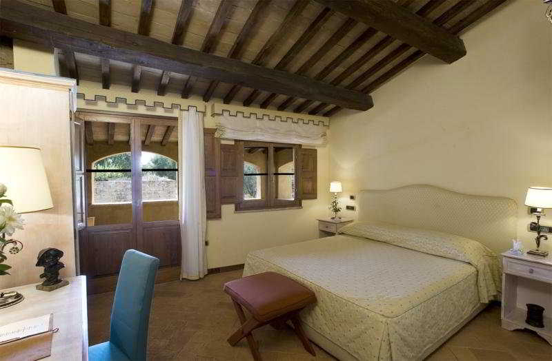 Sovana Hotel & Resort 1