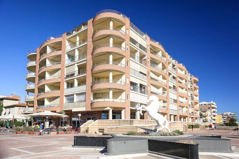 Residence Mediterraneo - Ombrellone incluso dal 23 maggio al 20 settembre 1