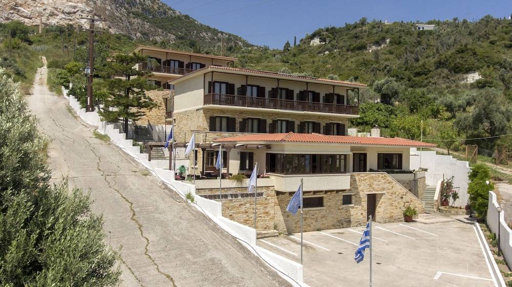 Corali Hotel 1