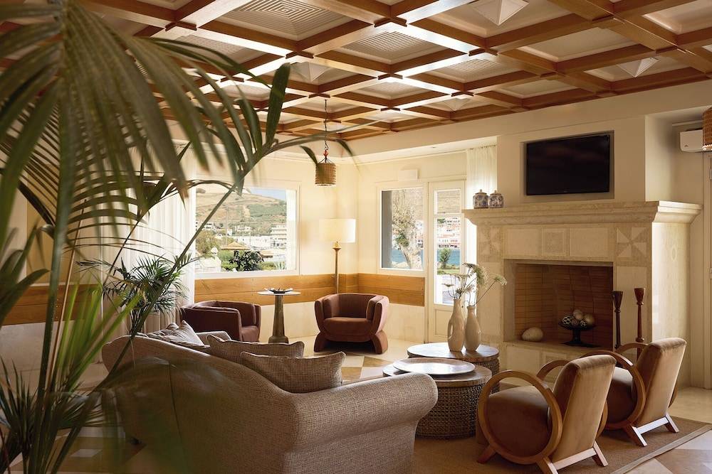 Porto Kea Suites by Sandglass 2