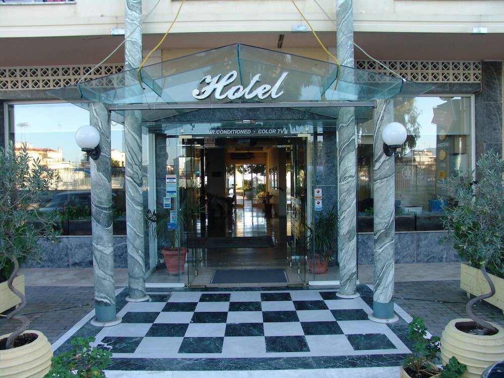 Ignatia Hotel 2