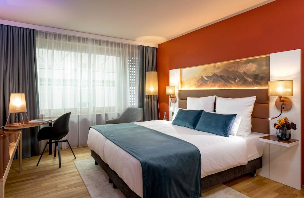 Leonardo Hotel Zurich Airport 1
