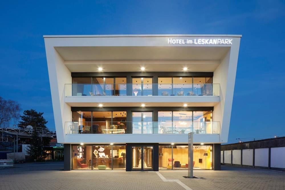 Hotel im LESKANPark 1