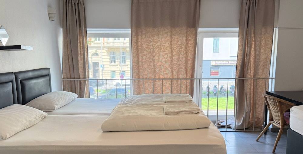 Hotel Garni Emir 2