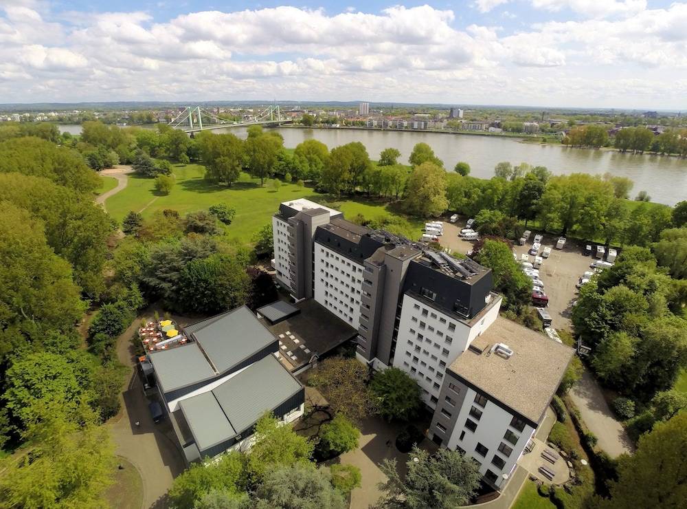Jugendherberge City-Hostel Köln-Riehl 1