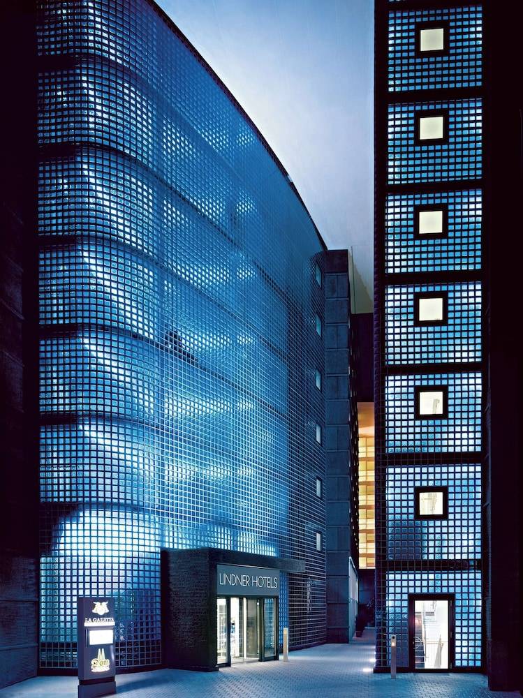Lindner Hotel Cologne Am Dom, part of JdV by Hyatt 1