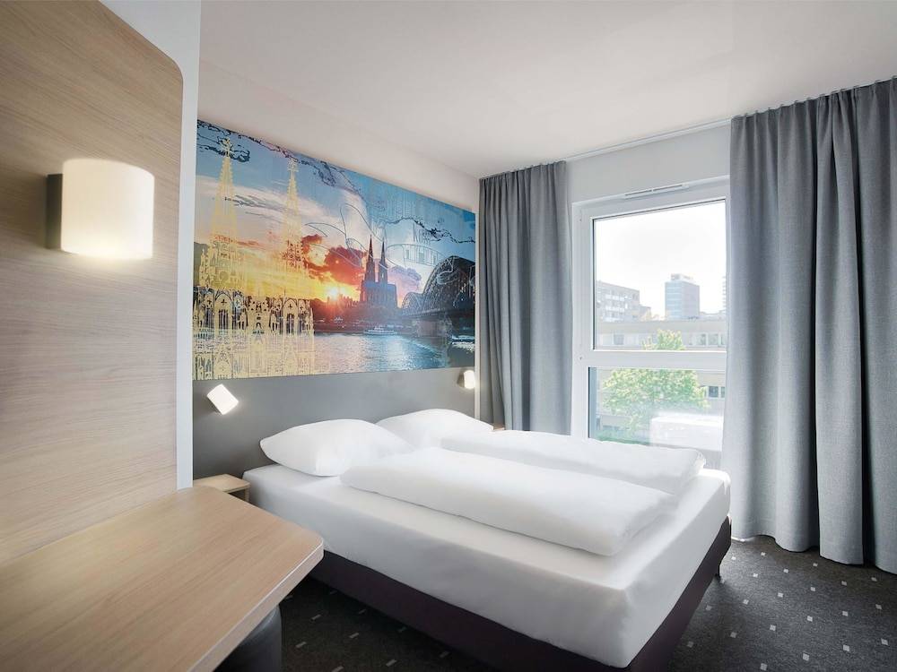 B&B Hotel Köln-City 1