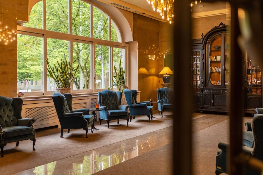 Parkhotel Kurhaus 1