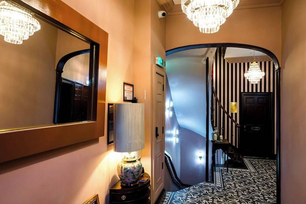 Eleven Stafford Street Townhouse 2