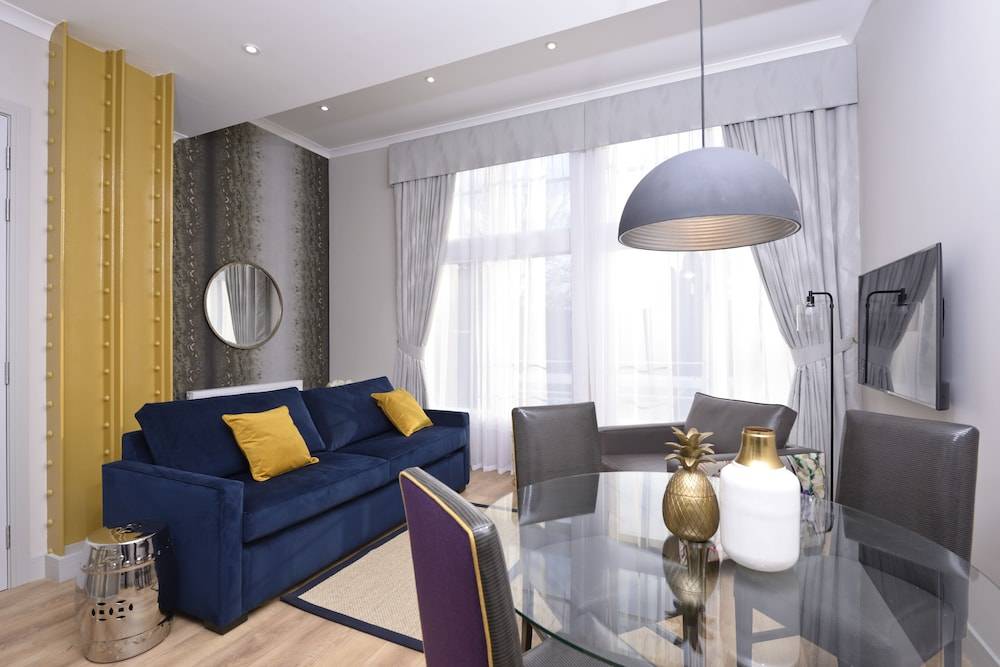 Destiny Scotland Charlotte Square Apartments 1