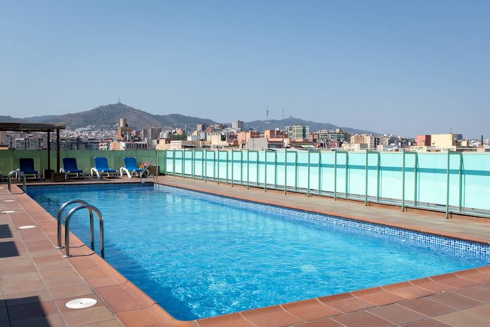 Aura Park Aparthotel Fira Barcelona 1