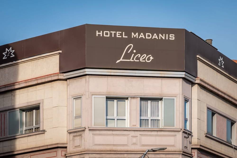 Hotel Madanis Liceo 1