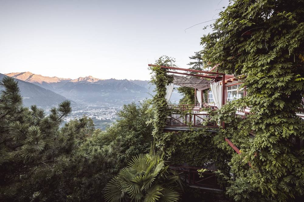 Relais & Chateaux Hotel Castel Fragsburg 1