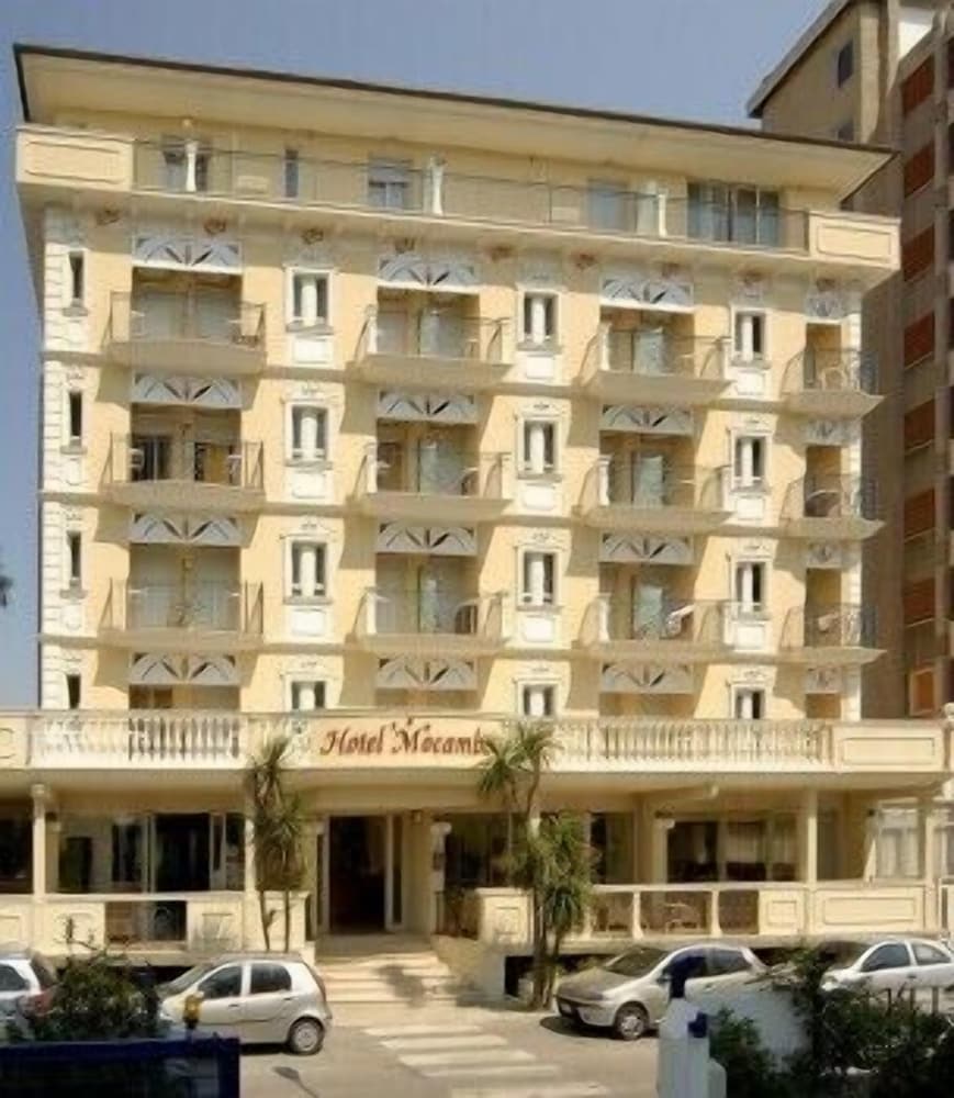 Hotel Mocambo piscina, spiaggia e biciclette 1
