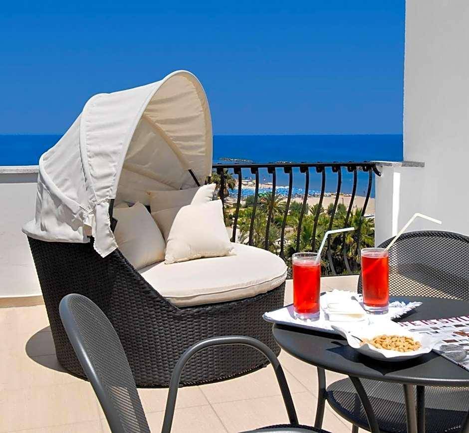 Grand Hotel Excelsior 2