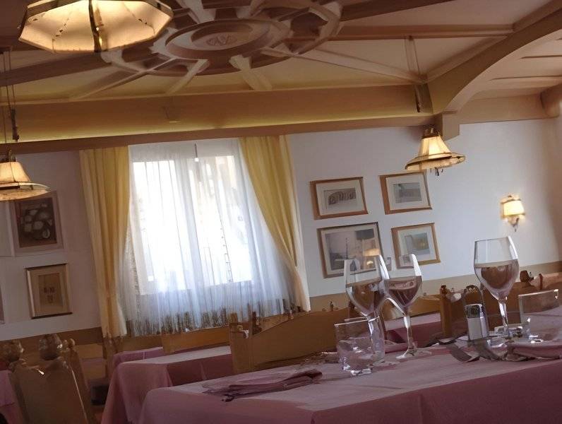 Hotel Alla Rocca 2