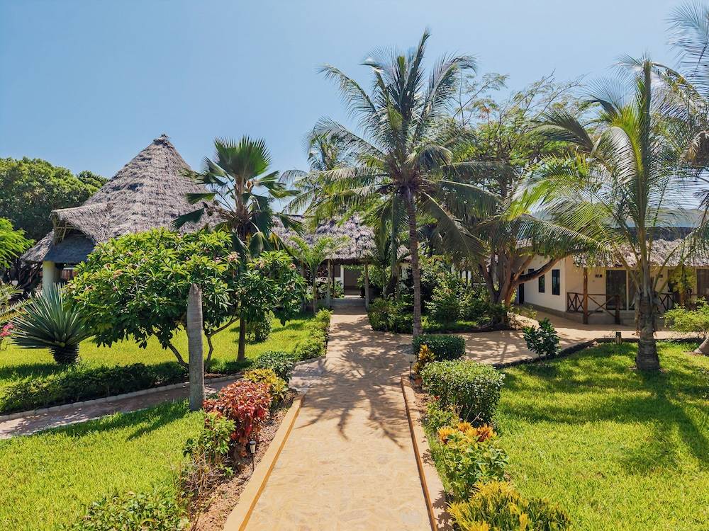 Tanzanite Beach Resort and Spa 1