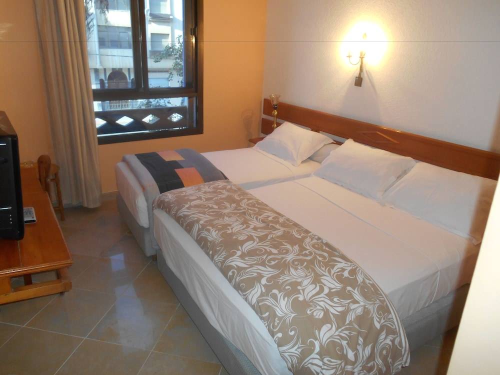 Hotel Babel 1