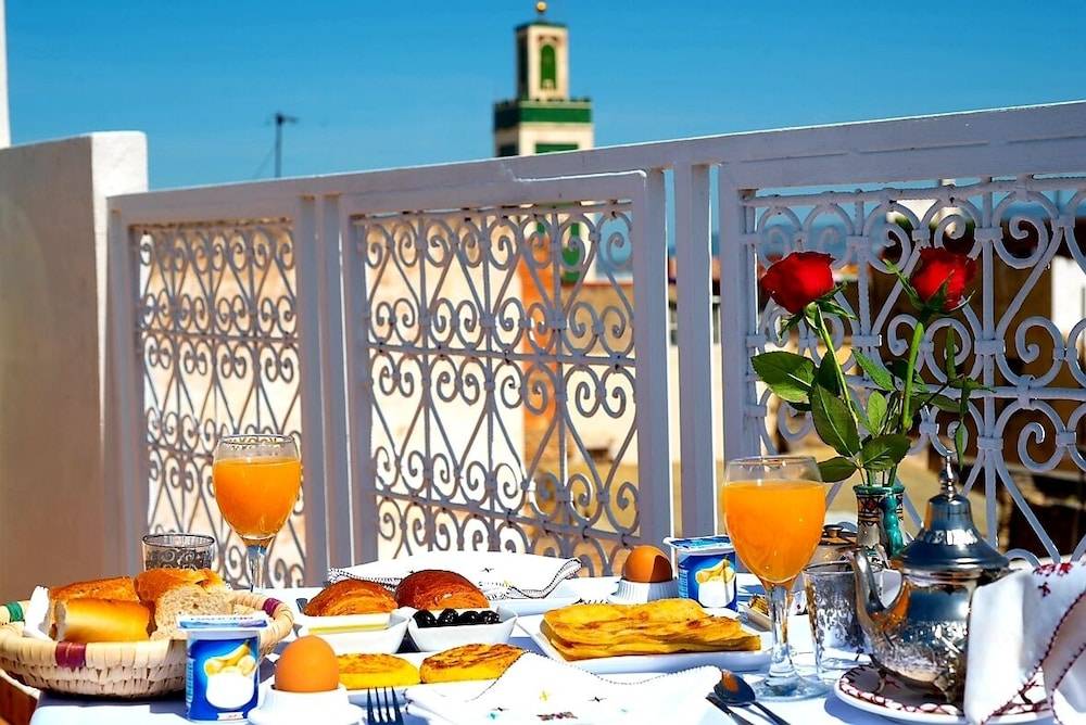 Riad Safir 1