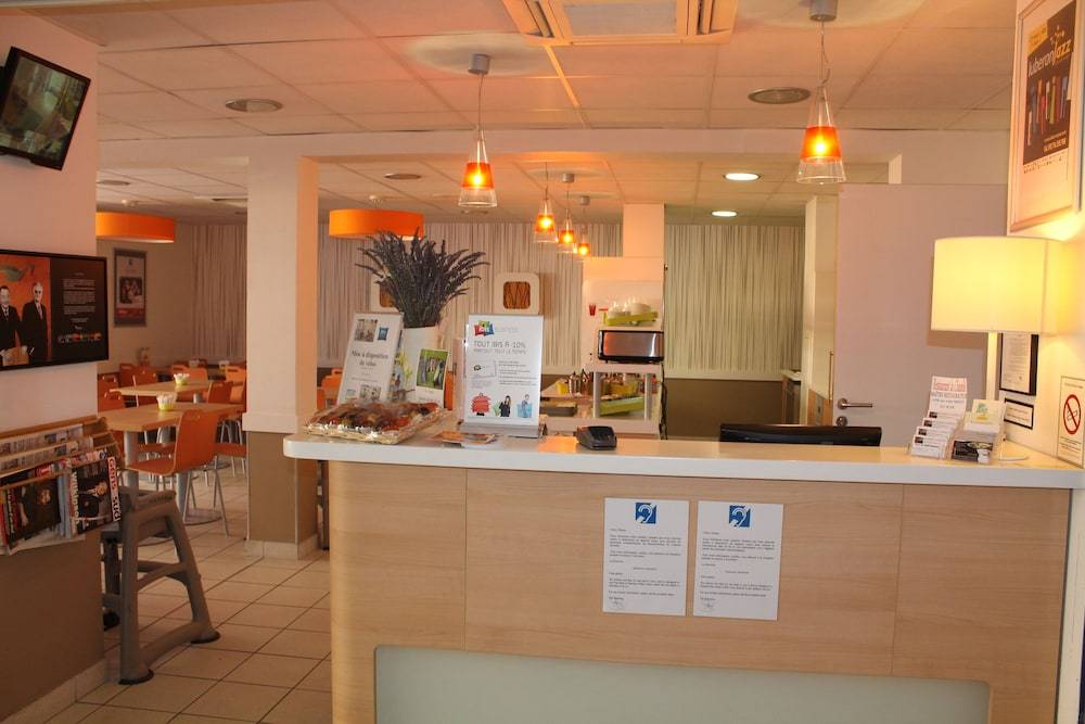 First Inn Hotel 2