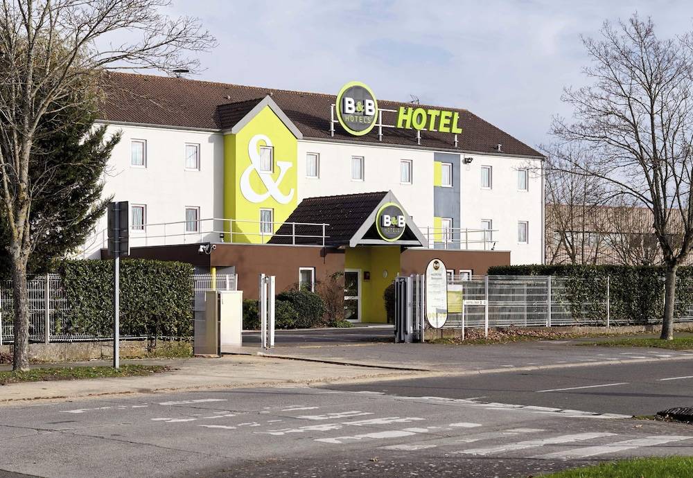 B&B HOTEL Maurepas 3 étoiles 1