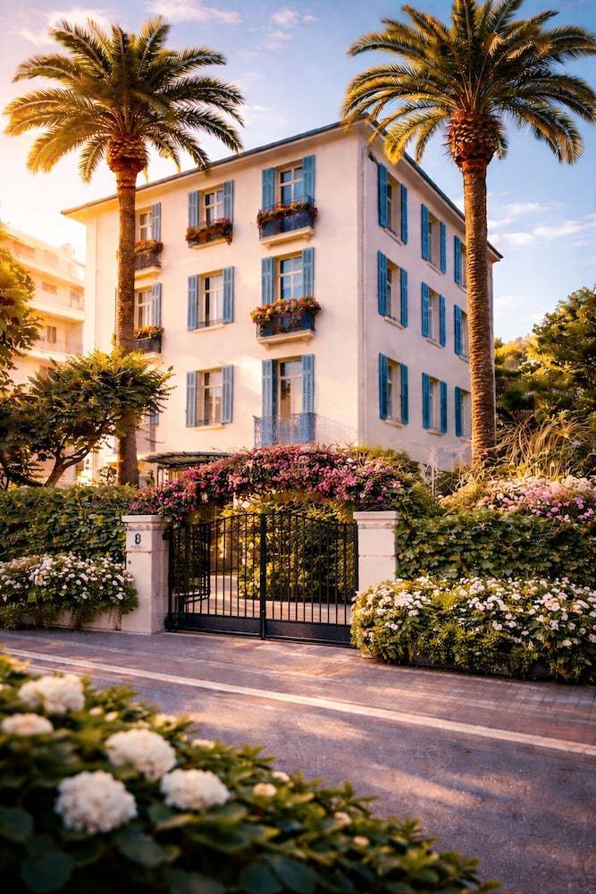 Hôtel de charme CECIL 1