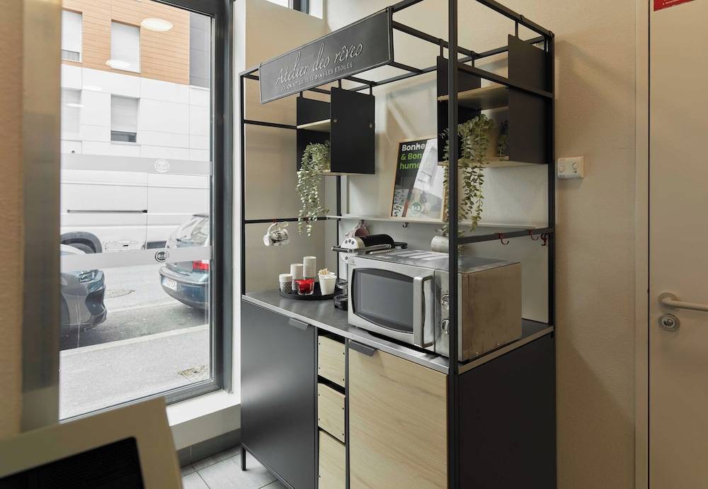 B&B HOTEL Paris Est Bobigny Université 2