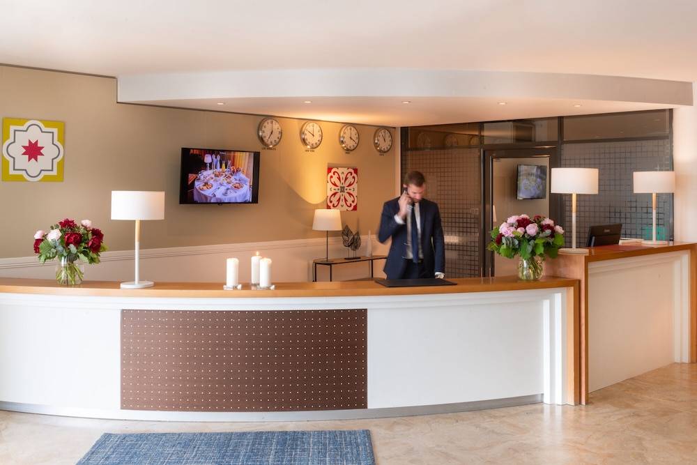 Le M & Spa Bordeaux Aéroport by Hôtels & Préférence 2