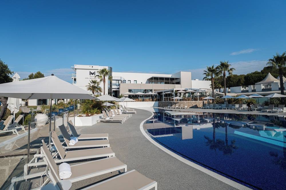 Mouratoglou Hotel & Resort 1