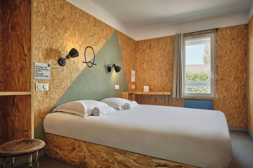 The Originals Access, Hôtel Moustache, Seclin 1