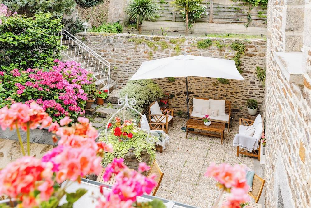 Demeures & Châteaux - Hôtel de la porte Saint-Malo - DINAN 1
