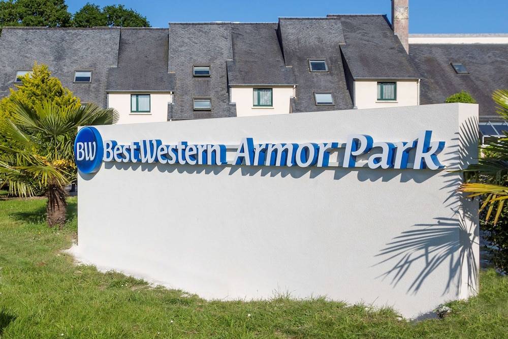 Best Western Armor Park Dinan et Spa 1