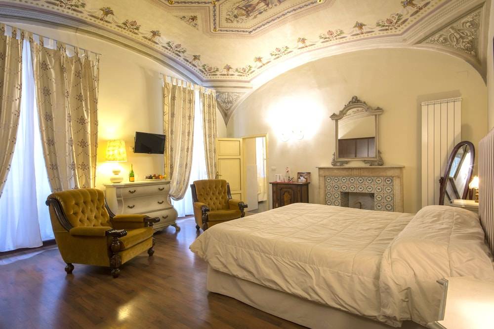 B&B Pantaneto - Palazzo Bulgarini 1