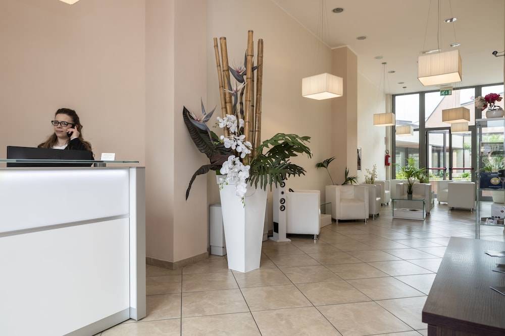 ApartHotel Anghel 2