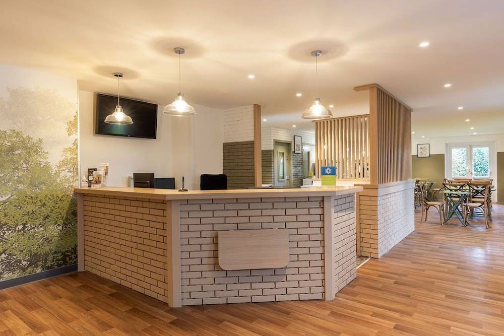 Sure Hotel by Best Western Plaisir 2