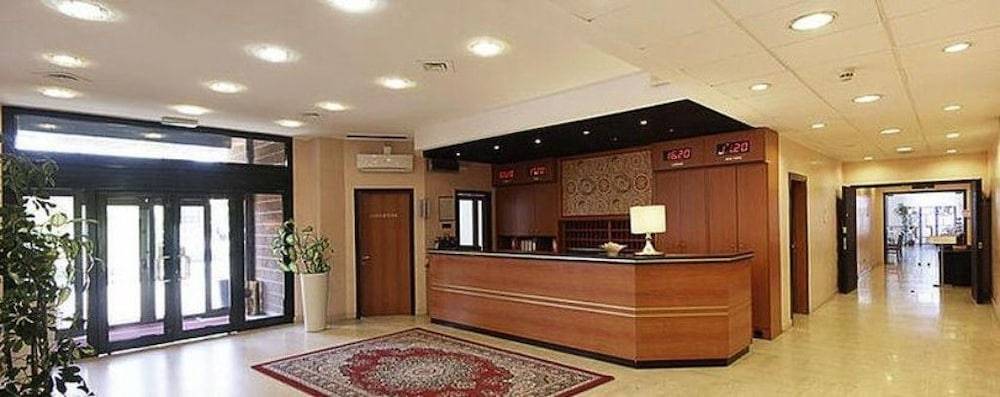 Hotel Executive Meeting & Events 2