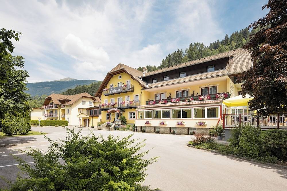 Landhotel Stofflerwirt 1