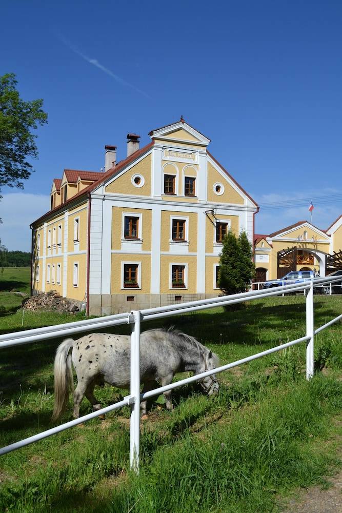 Hotel Resort Stein 1