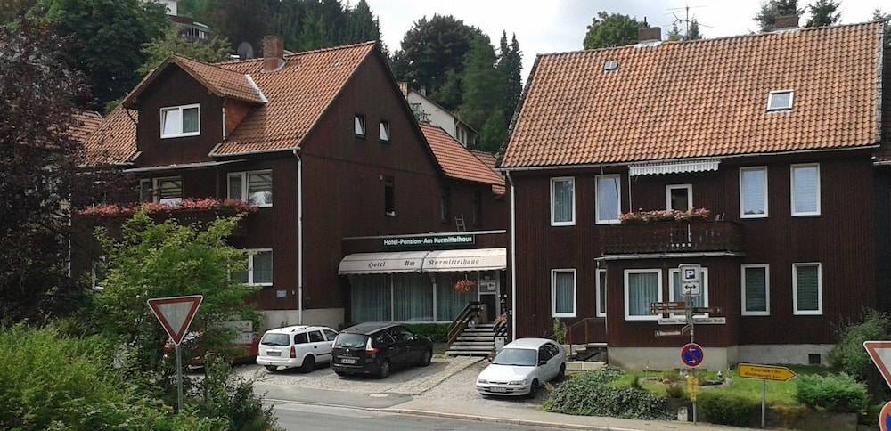 Hotel Pension am Kurmittelhaus 1