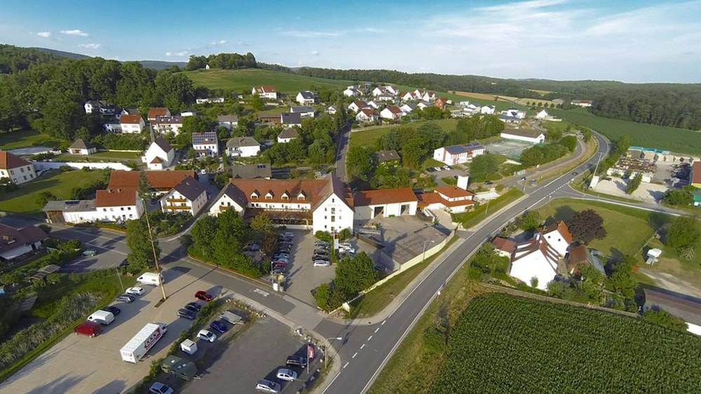 Landhotel Aschenbrenner 1