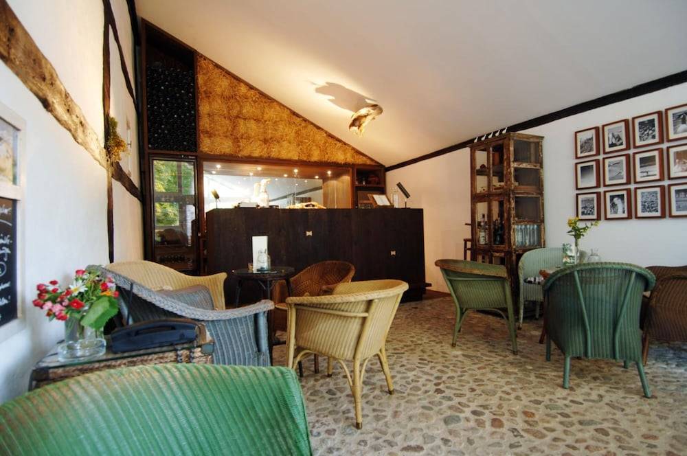 Seehotel Am Neuklostersee 2