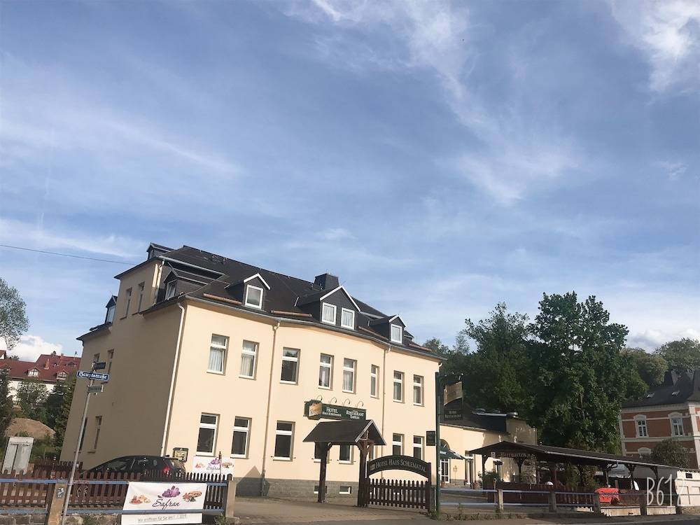 Haus Schlematal Hotel und Restaurant 1