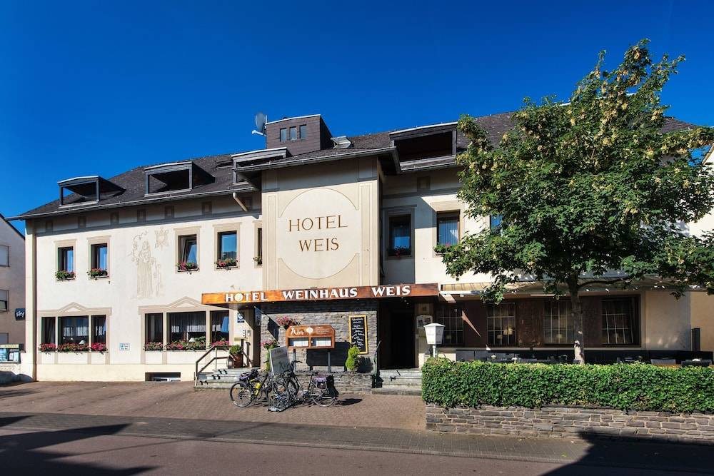 Hotel Weinhaus Weis 1