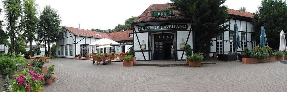 Gutshof Havelland 1