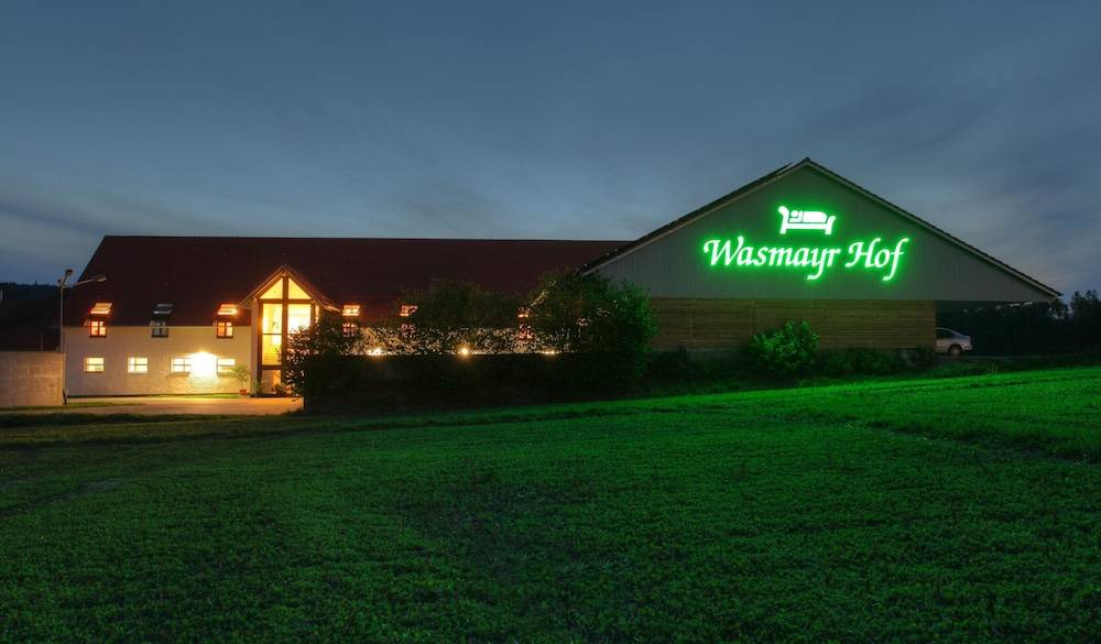 Wasmayr Hof 1