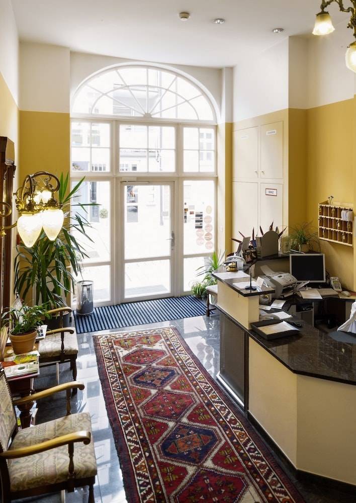 Hotel Garni am Markt - Businesshotel - Frühstücksbuffet - Fahrradabstellplatz - Hunde willkommen 2