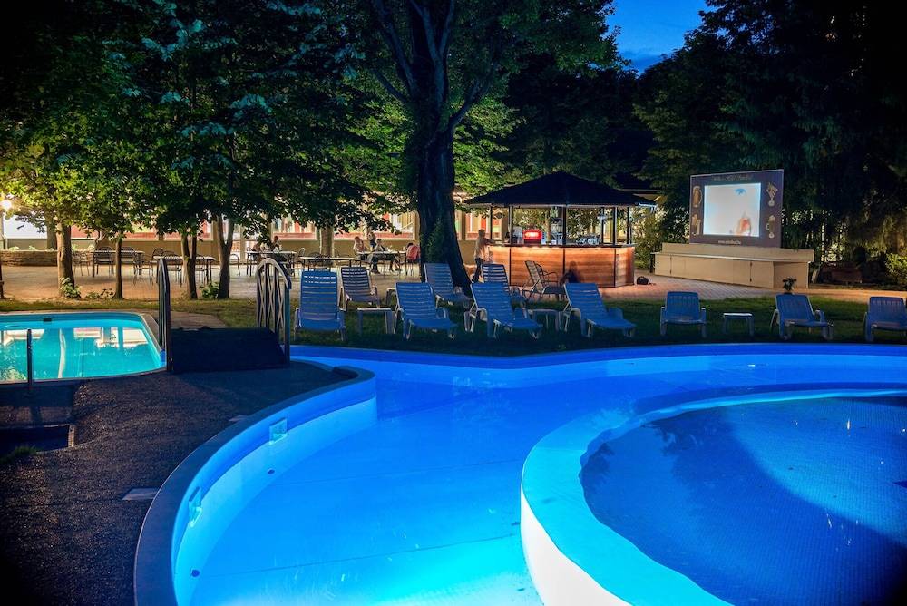 Wellness Hotel Szindbád 1